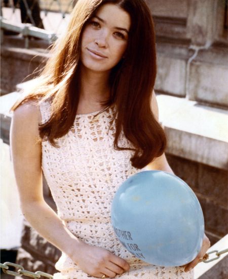 A photograph of a young Suebelle Robbins, taken from her LifeBook private autobiography, Beyond My Wildest Dreams